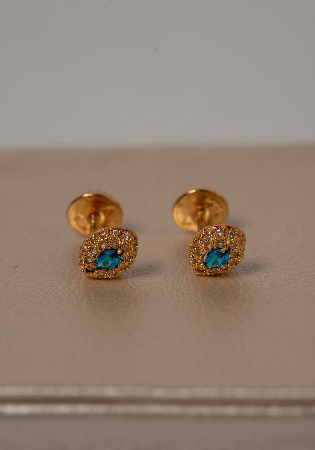 TOPOS CIRCON AZUL CLARITO