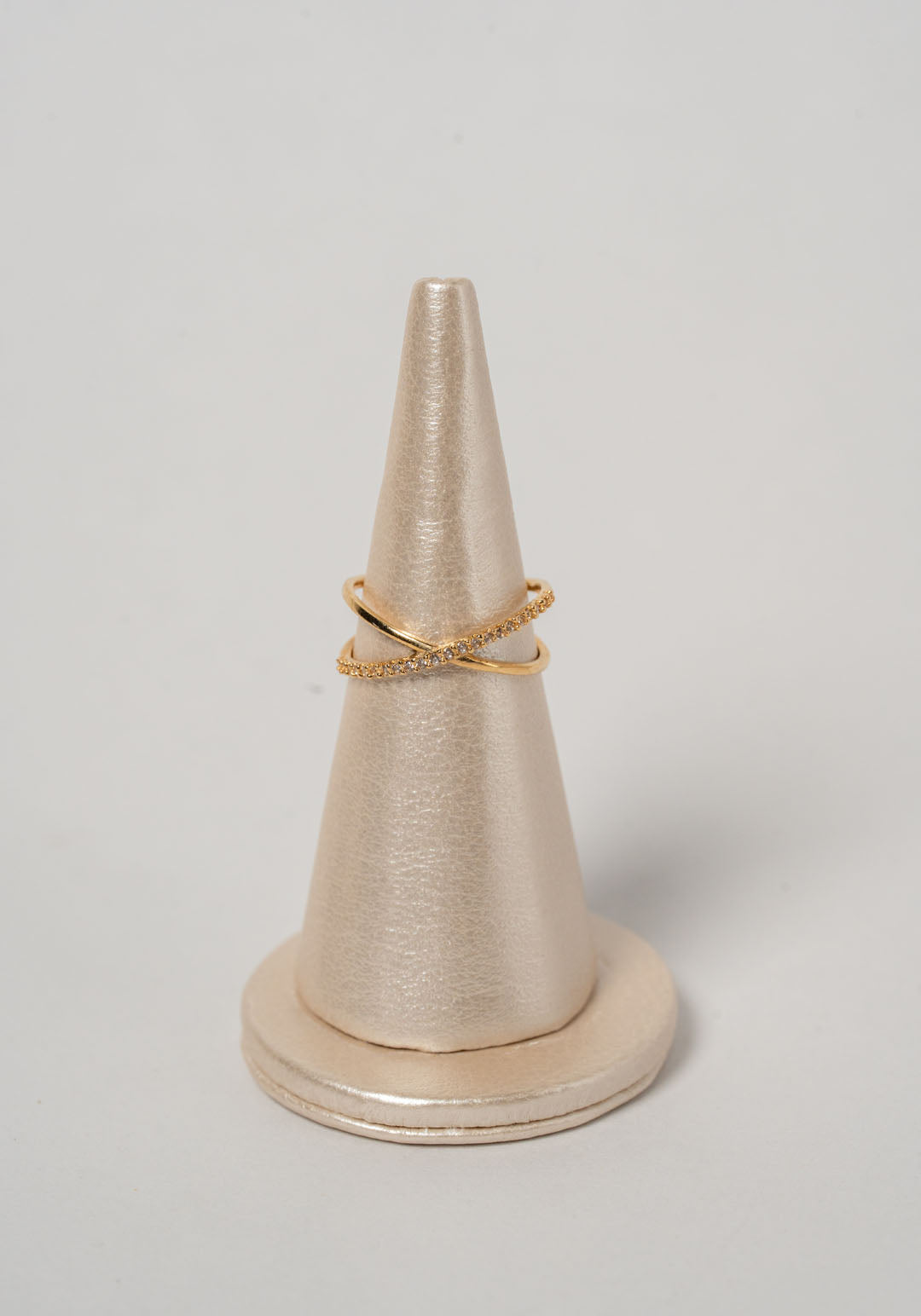 ANILLO CRUZADO