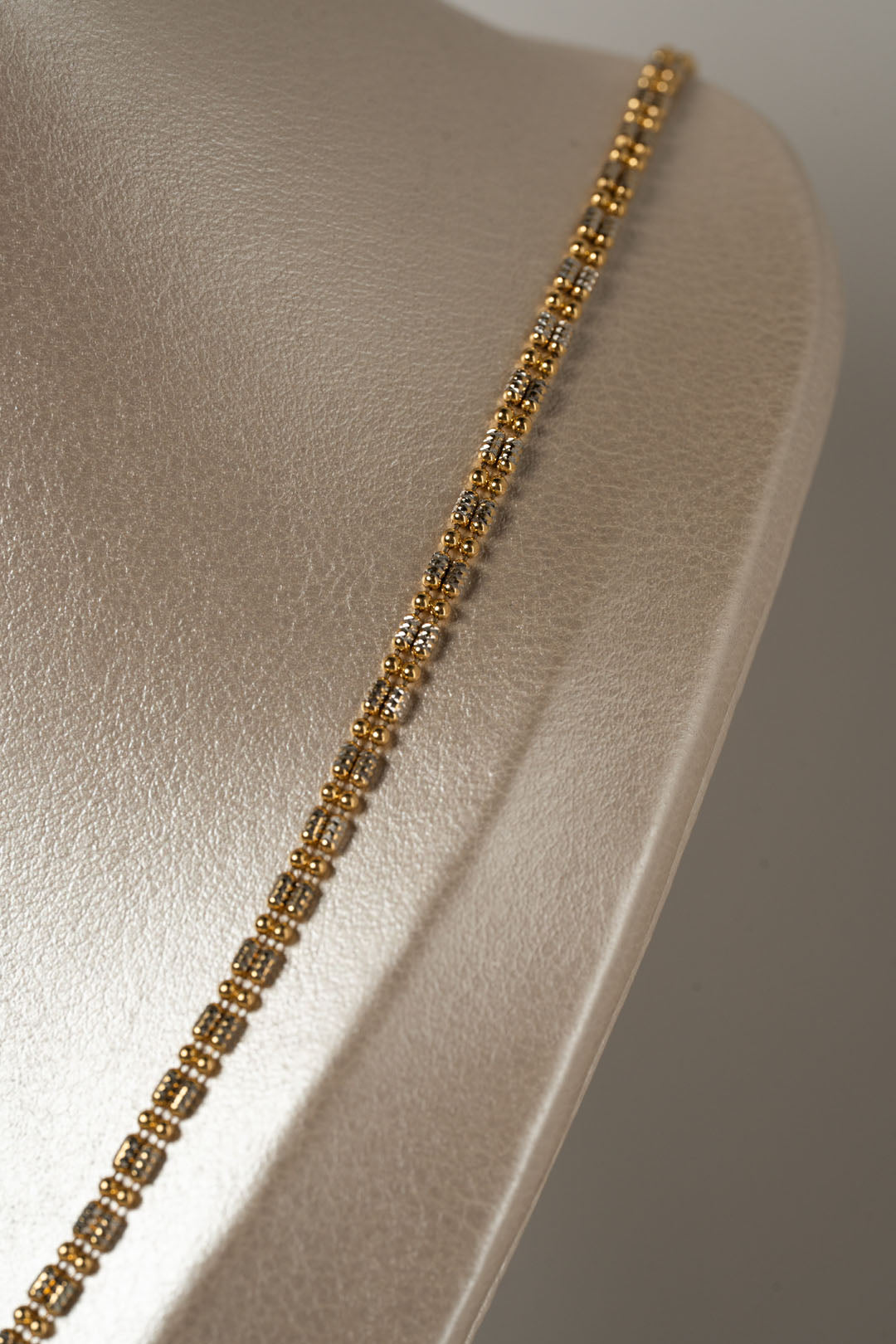 CADENA MILITAR CON CANUTILLO