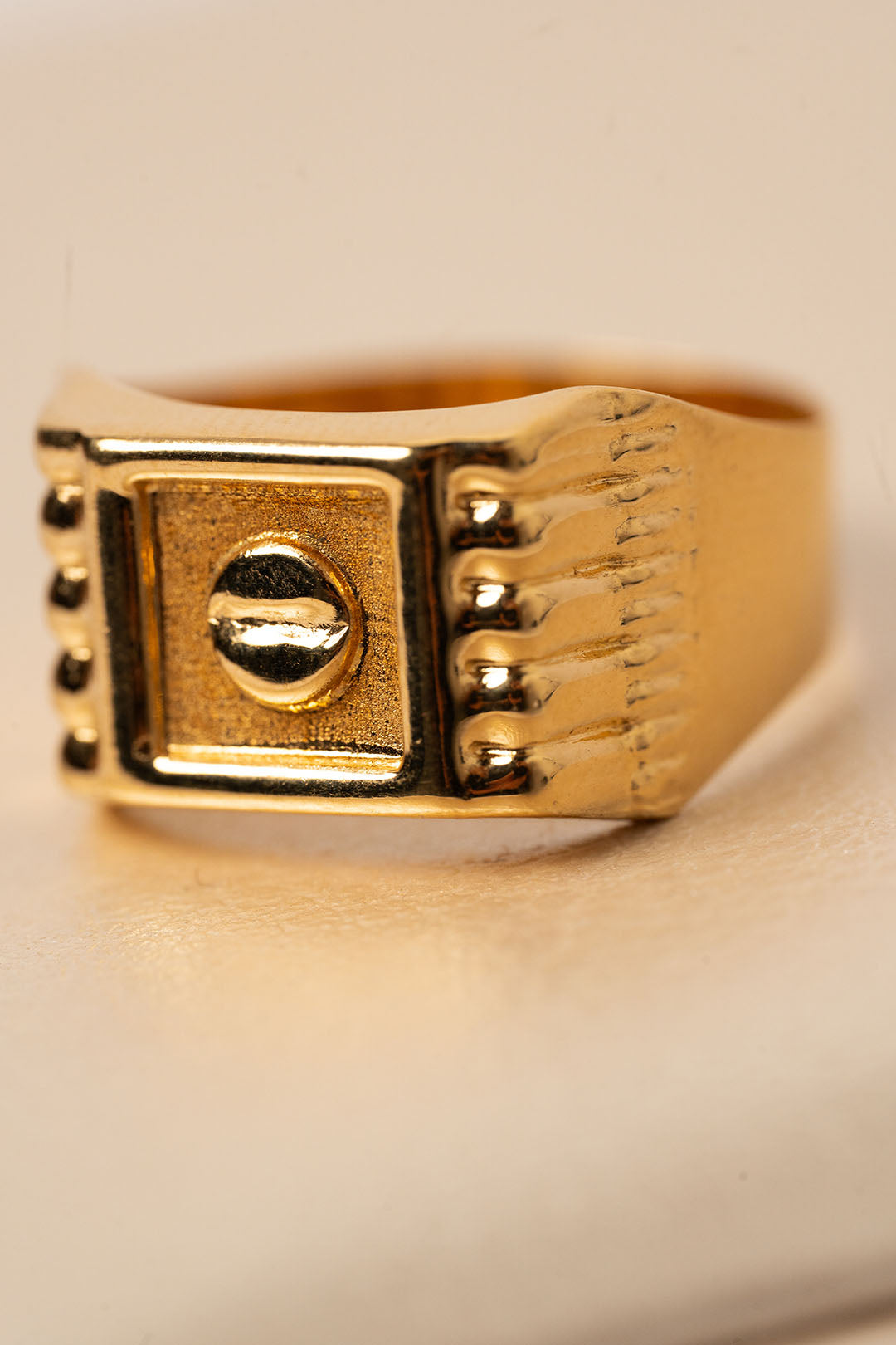 Anillo Troquelado